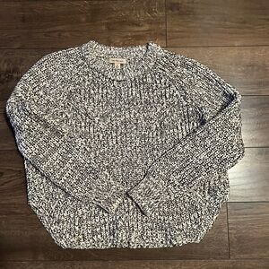 Sweater Ladies Grey and white